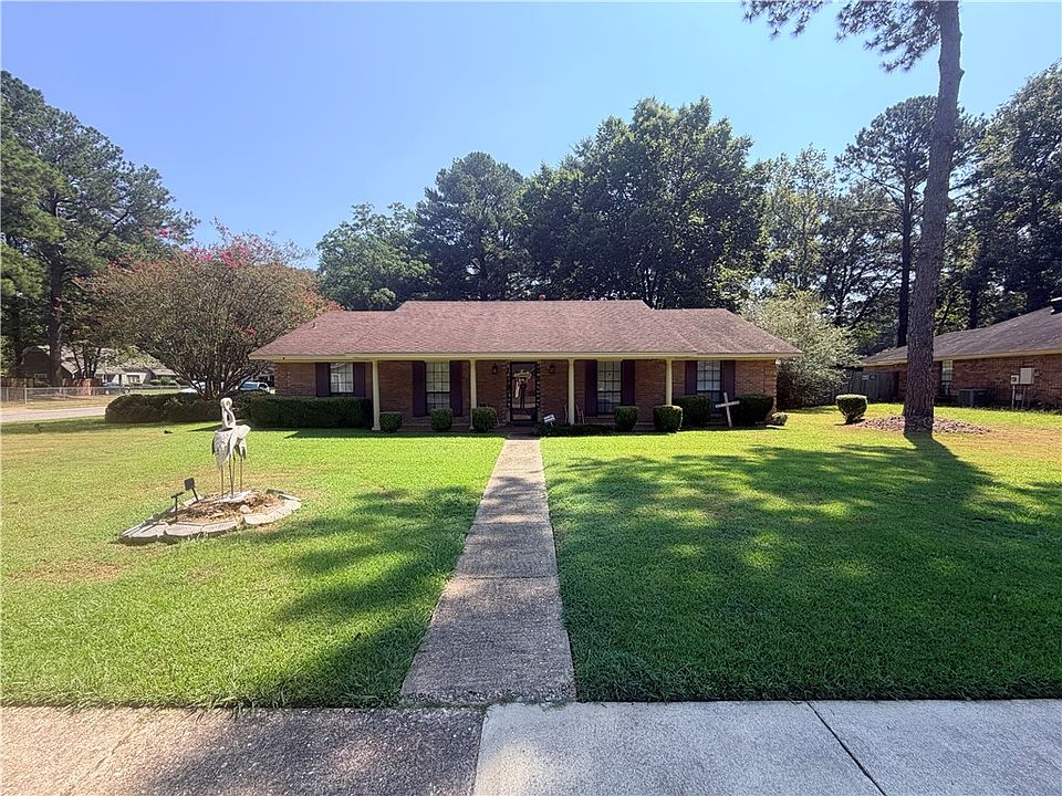 1st image of 3849 Mosswood Rd