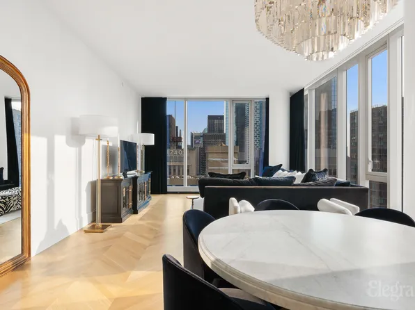 217 West 57th Street image 4 of 27