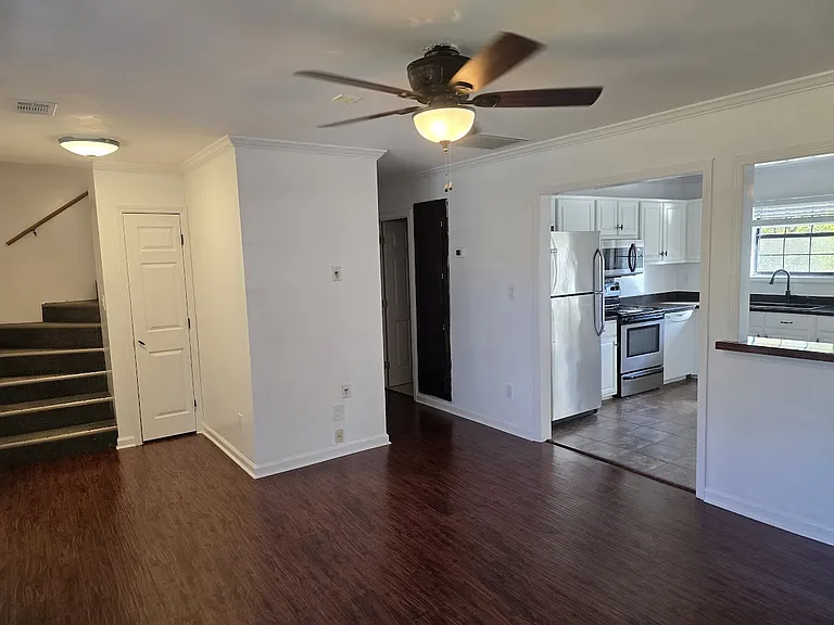 4904 West St — Photo 4