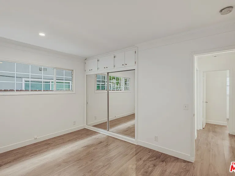 4177 Ince Blvd #1/2 — Photo 15