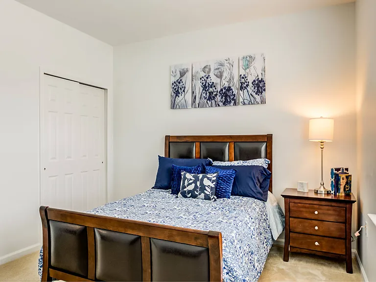 Laurel Green Apartments — Photo 30