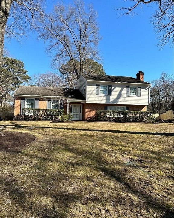 1st image of 1001 Lakewater Dr