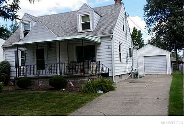 1st image of 300 Westbrook Dr