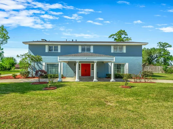 920 Lilliput Ln, Sulphur, LA 70663