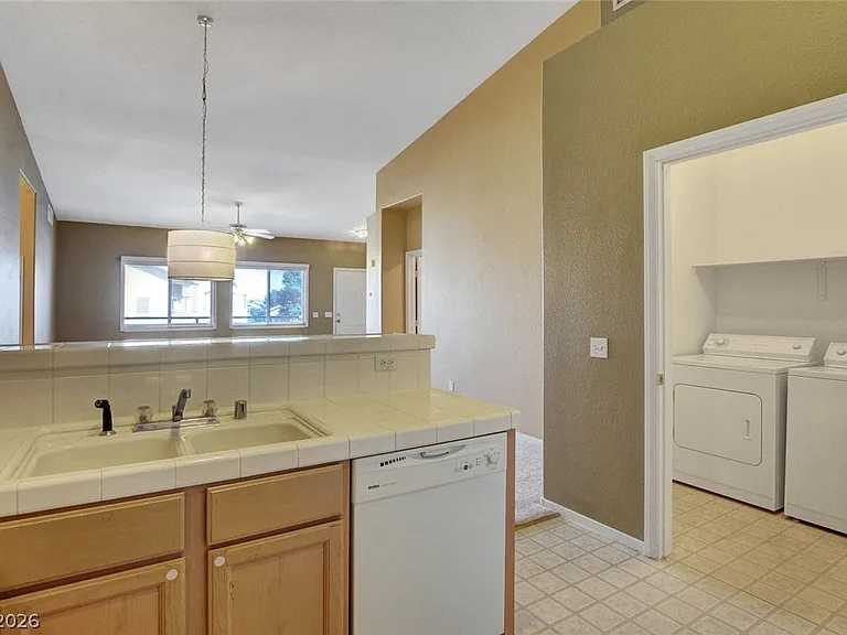 7450 S Eastern Ave #2059 — Photo 13