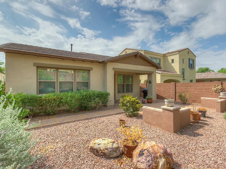 20912 W Ridge Rd — Photo 24