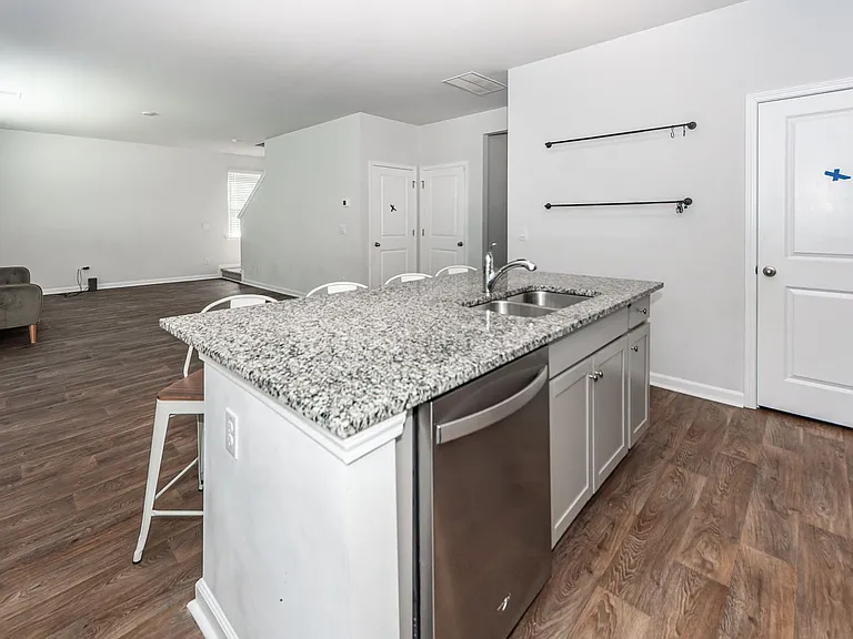 214 Wild Strawberry Ln — Photo 11