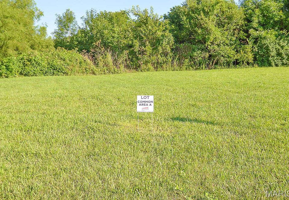 2nd image of 3301 Fox Valley Ln