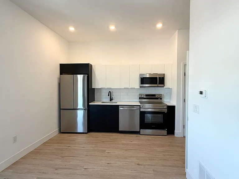 1629-39 S 28th St #36 — Photo 5