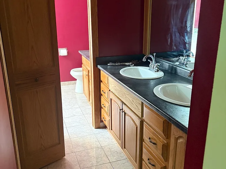 14310 Mallard Dr — Photo 17