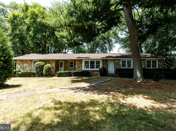 206 Ford St, Voorhees, NJ 08043