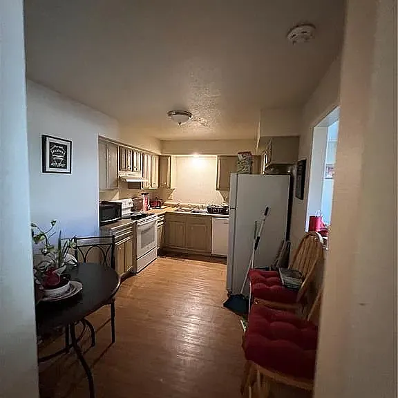14049 Dunbar Ct — Photo 3