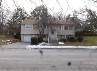 47 Wedgewood Rd, Worcester, MA 01602
