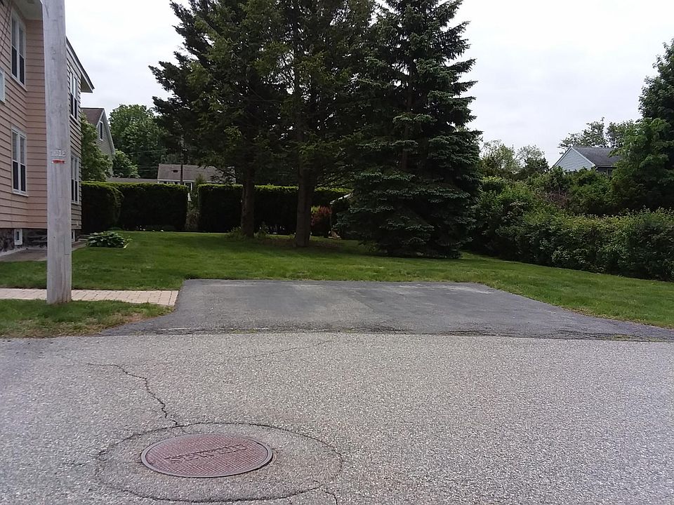 2 Off street tenant parking spots