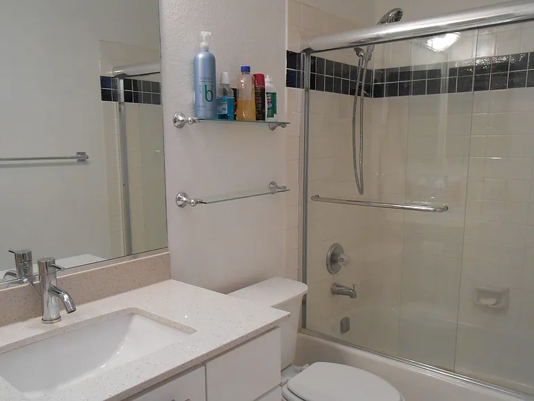 320 Curtner Ave #B — Photo 5