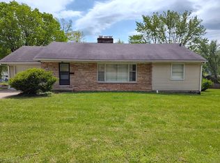 906 E 9th St, Rolla, MO 65401