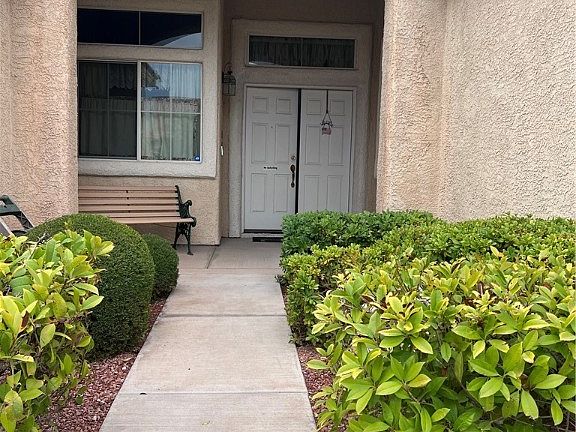 3rd image of 9895 Shadycrest Ct