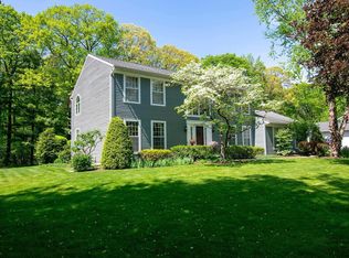 1047 Valerie Dr, Niskayuna, NY 12309