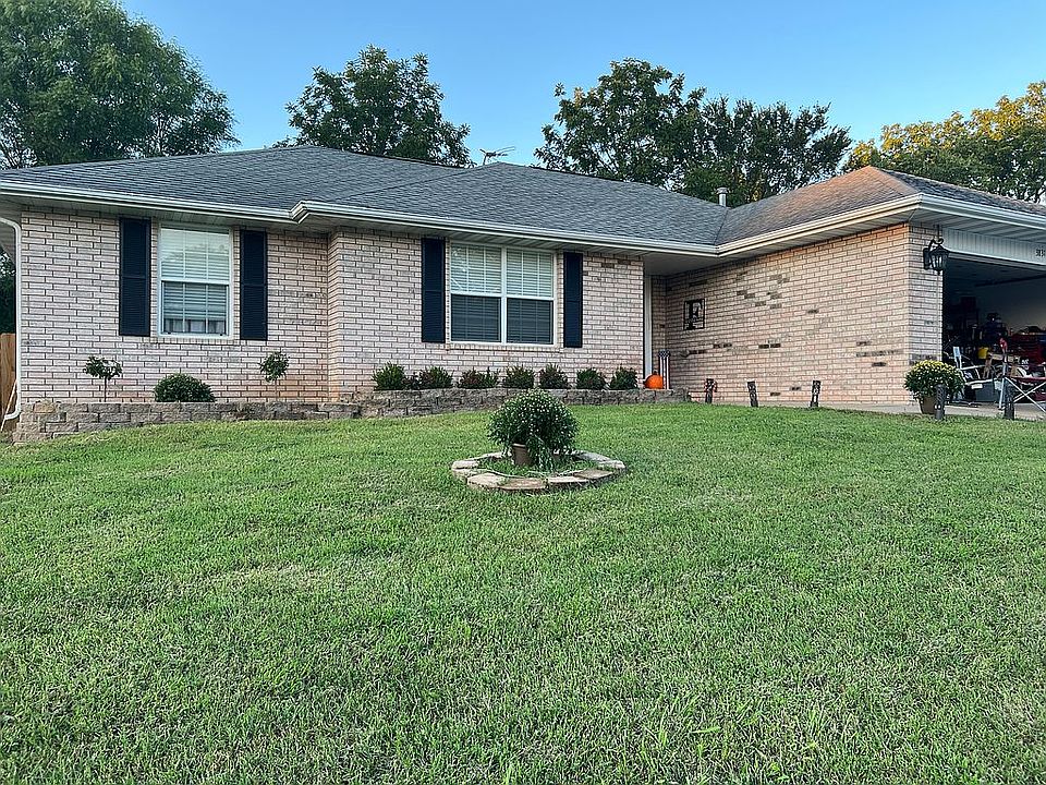 2nd image of 3831 W Creekside Ct