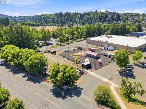 17112 SE Powell Blvd, Portland, OR 97236
