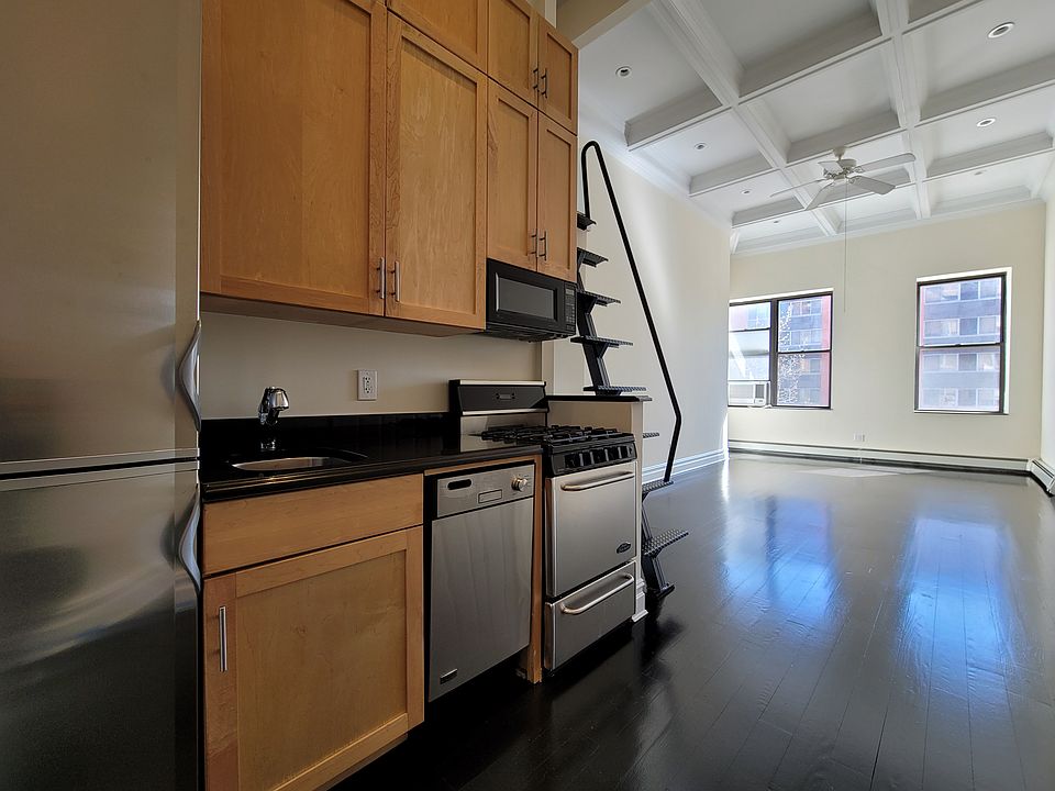 1st image of 312 Bowery APT 401