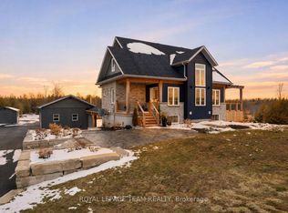 114 Charles Holden Ave, Merrickville Wolford, ON K0G 1N0