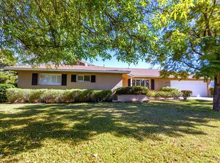 3433 N 42nd St, Phoenix, AZ 85018
