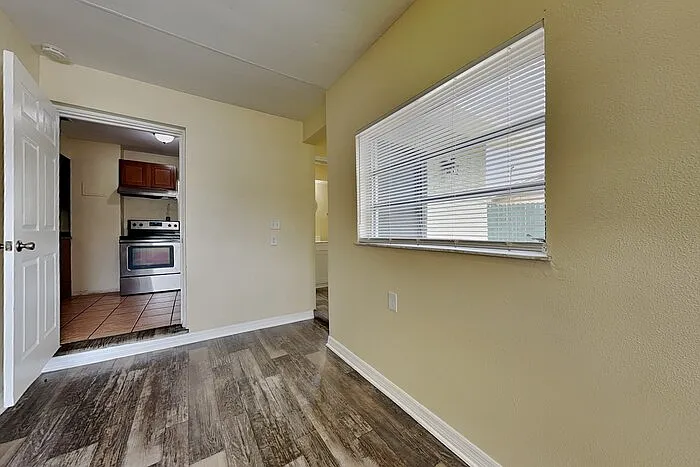 1175 Luke Ave — Photo 9
