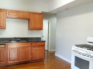 4404 N Whipple St #2, Chicago, IL 60625