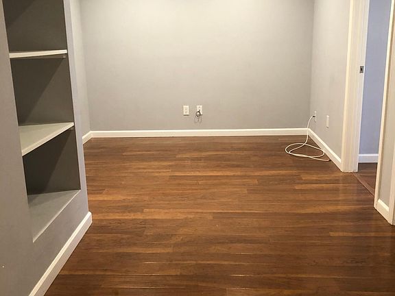 5th image of 1443 32nd Ave