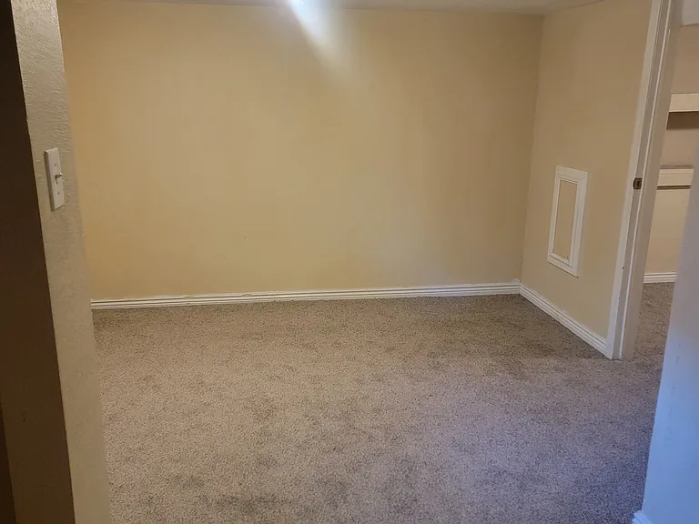 1670 Dallas St — Photo 14