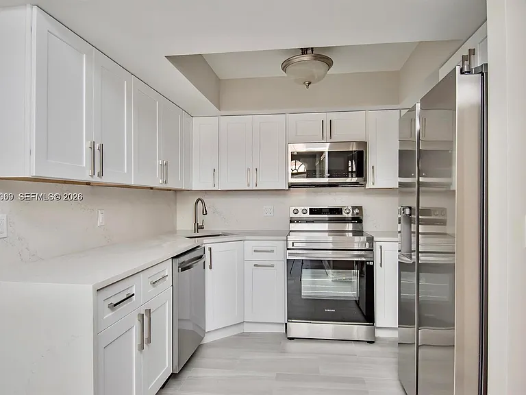 4240 Village Dr #B — Photo 5