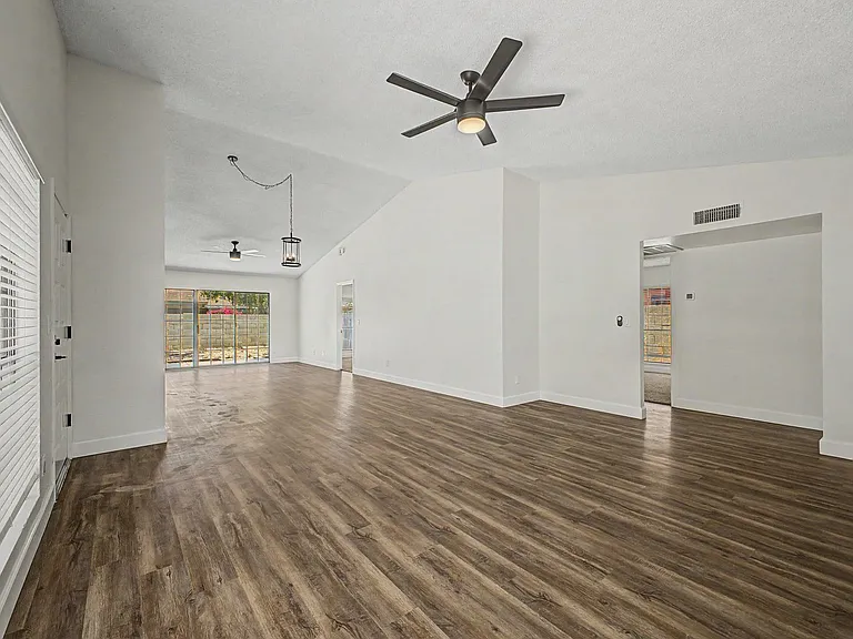 4208 W Villa Maria Dr — Photo 6