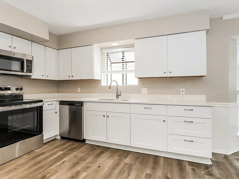 17930 Cypress Spring Dr — Photo 10