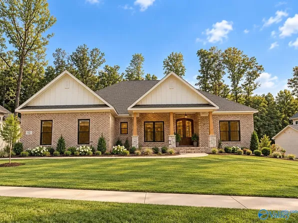 52 Trail Loop Rd, Huntsville, AL 35803