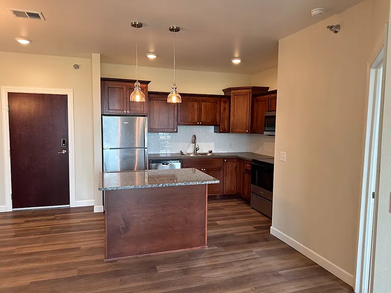 Red Earth Apartments- On Lake Butte Des Morts — Photo 15
