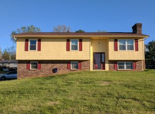 3738 Davis Ford Rd, Maryville, TN 37804
