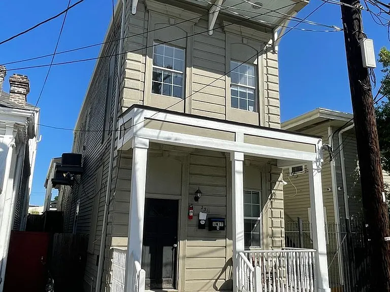 2311 Baronne St #B — Photo 14