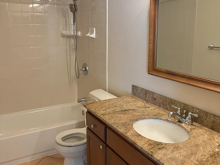 Full bath upstairs (with half bath downstairs)