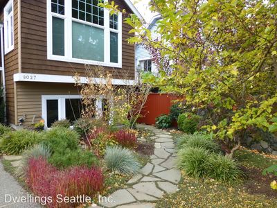 8027 Sunnyside Ave N, Seattle, WA, 98103