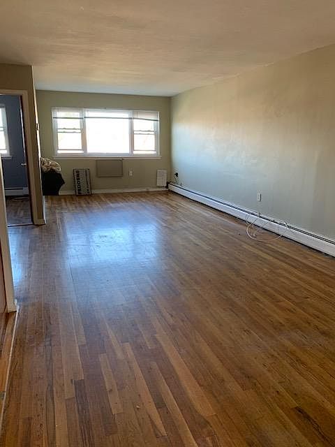 1st image of 871 Revere Ave Floor 2