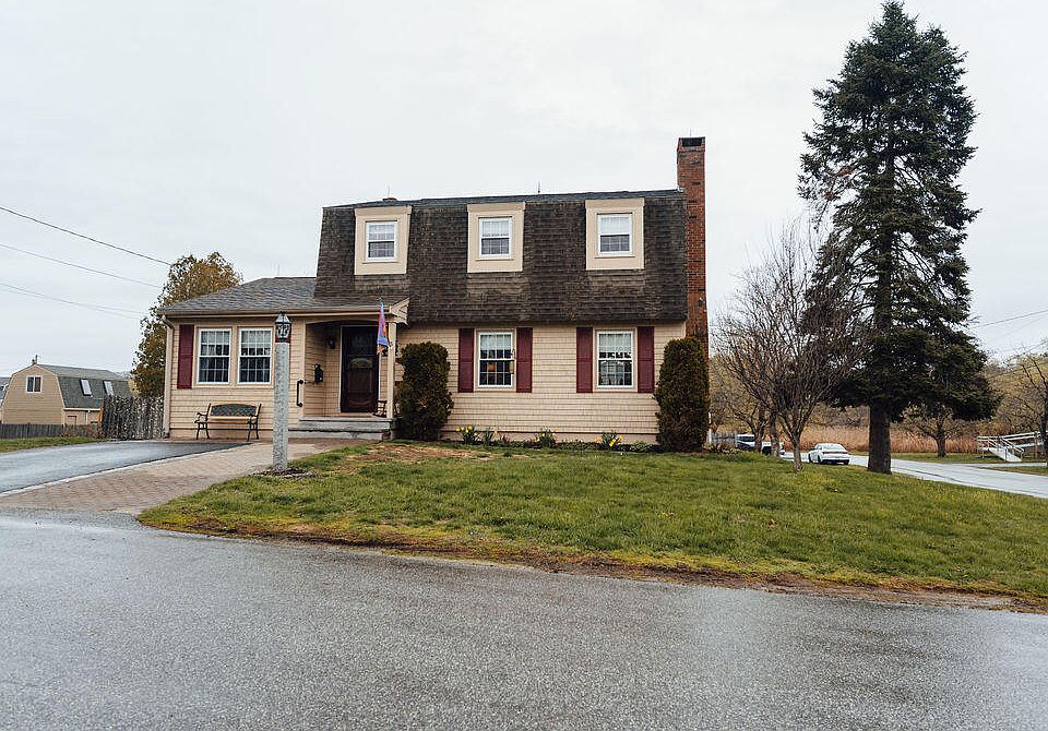 1st image of 3 Mathews Avenue