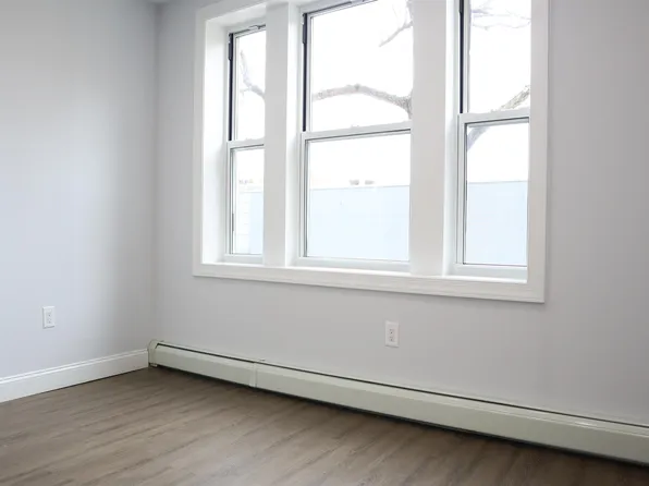 66 Romaine Avenue image 11 of 50