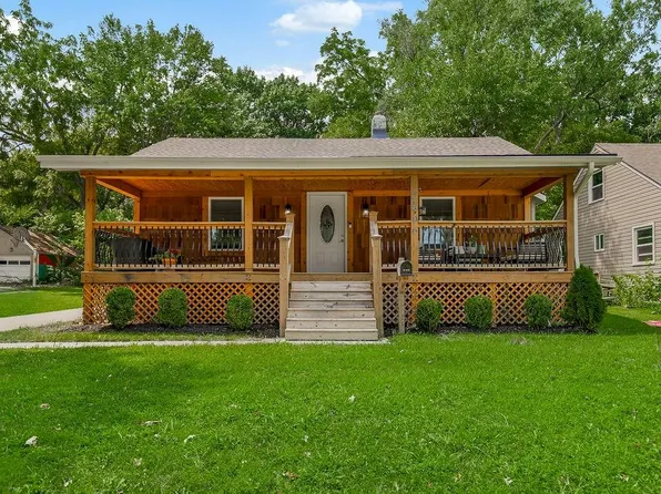 5406 Lamar Ave, Mission, KS 66202
