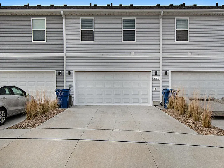 2095 Brandon Ln — Photo 23