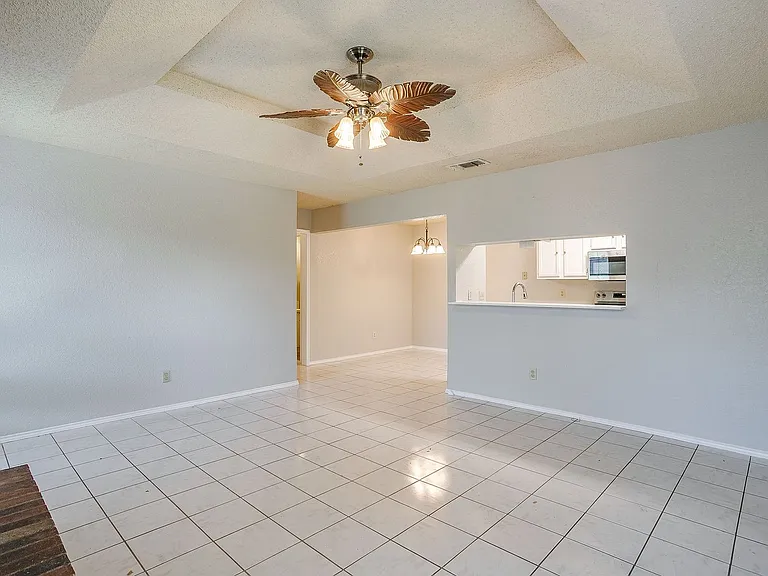 4517 Compass Ct — Photo 4