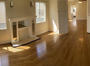 827 E 4th St, Long Beach, CA 90802