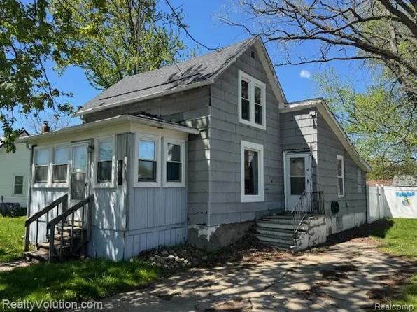 4212 1st St, Brown City, MI 48416