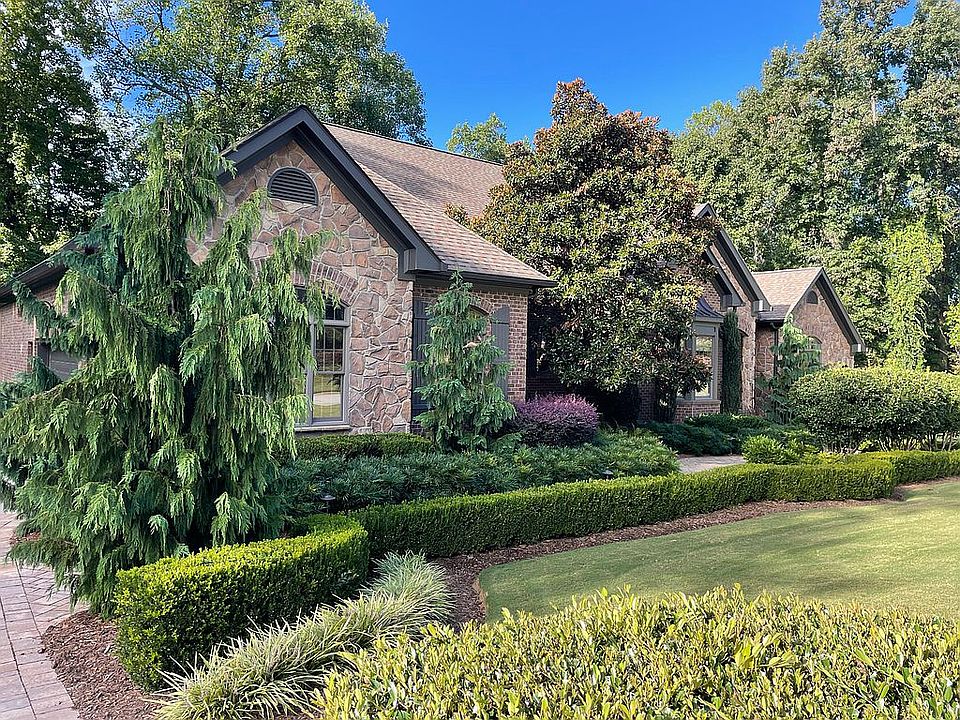 1st image of 104 Sorrento Dr