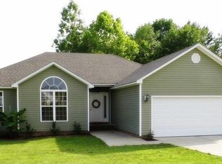 305 Tyler Austin Rd, Martin, TN 38237